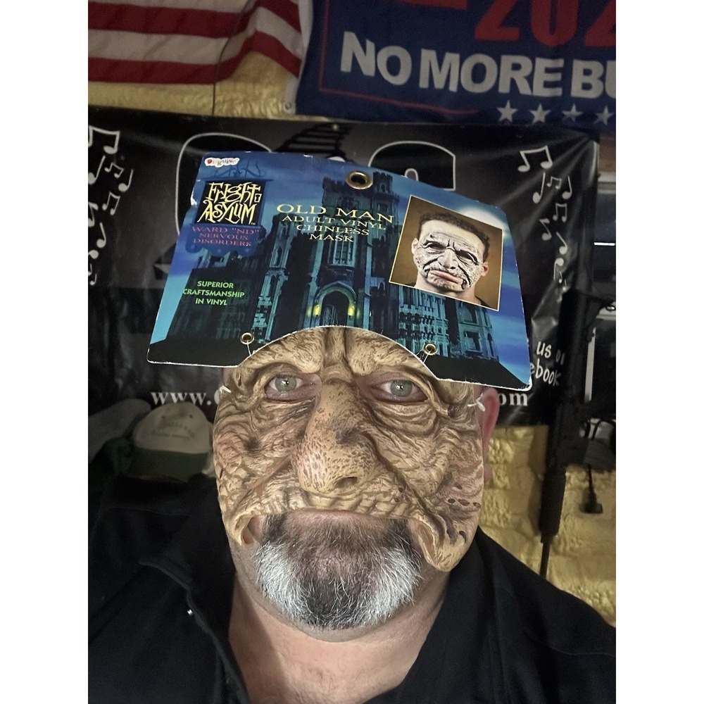 Vintage 2001 Fright Asylum Old Man Mask Vinyl‎ Chinless Disguise NOS!!!